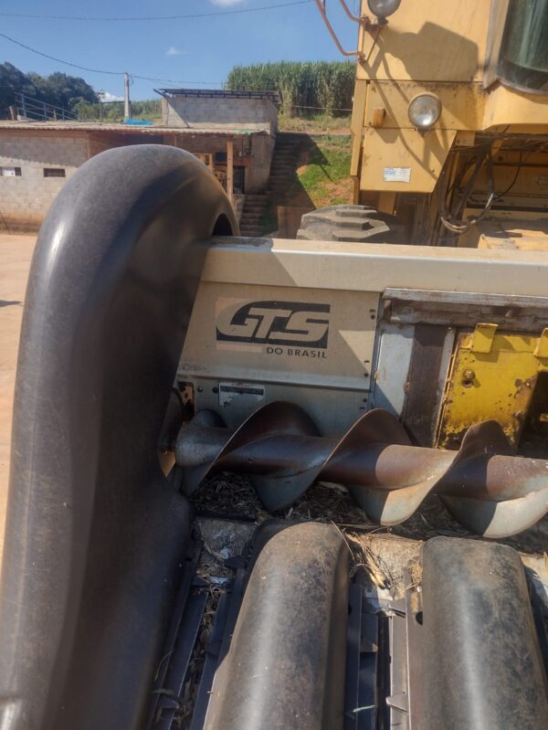 Colheitadeira New Holland | TC55 + Plataforma de Corte 13 Pés | 2004
