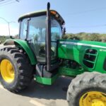 Trator John Deere | 6130J Cabinado | 2011
