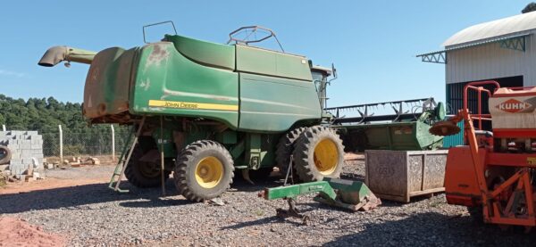 Colheitadeira John Deere | 9470 STS + PC 622 | 2011