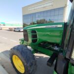 Trator John Deere | 6130J Cabinado | 2011