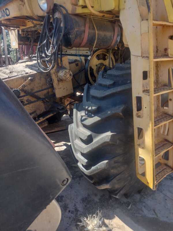 Colheitadeira New Holland | TC55 + Plataforma de Corte 13 Pés | 2004