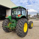 Trator John Deere | 6130J Cabinado | 2011