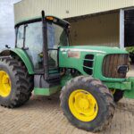 Trator John Deere | 6130J Cabinado | 2011
