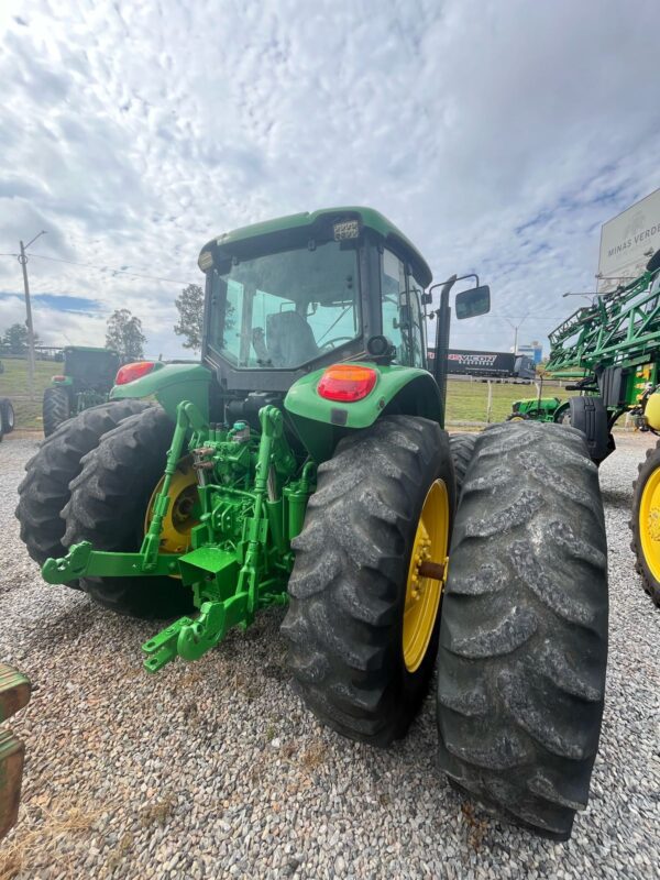 Trator John Deere | 6145J Dual | 2014