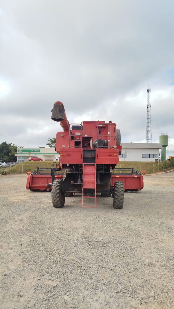 Colheitadeira Case IH | 2566 + PC 25 Pés | 2013