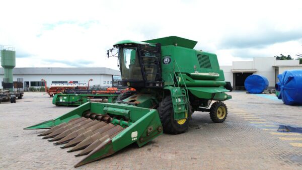 Colheitadeira John Deere | 1450 + PC 23 Pés + PM 8 Linhas | 2004