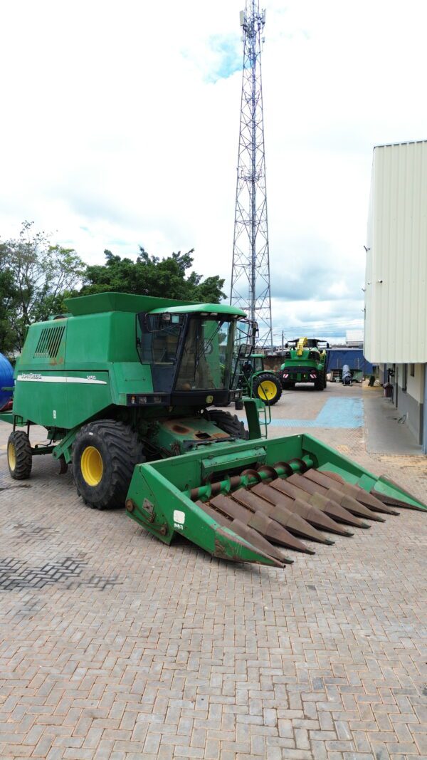 Colheitadeira John Deere | 1450 + PC 23 Pés + PM 8 Linhas | 2004