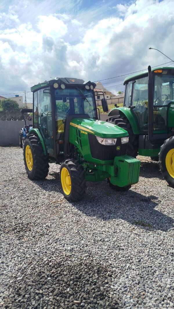 Trator John Deere | 5060EN Cabinado | 2023