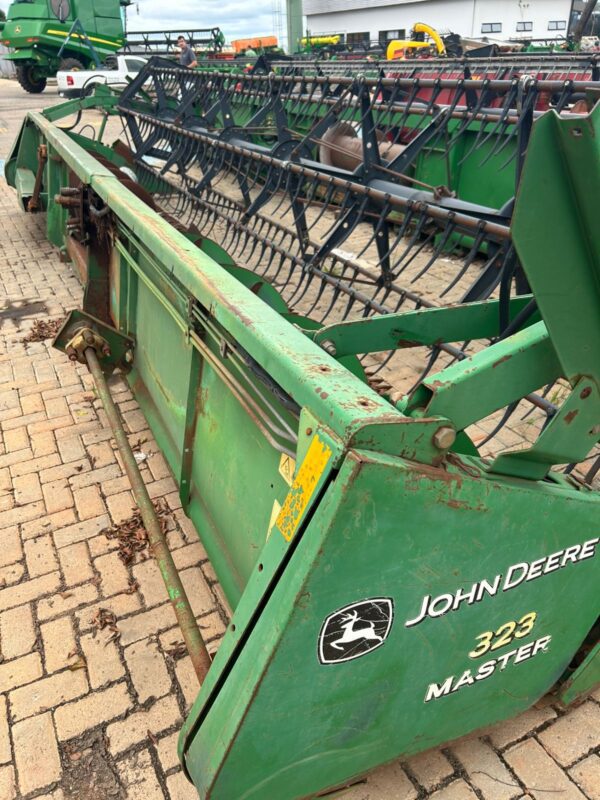 Colheitadeira John Deere | 1450 + PC 23 Pés + PM 8 Linhas | 2004
