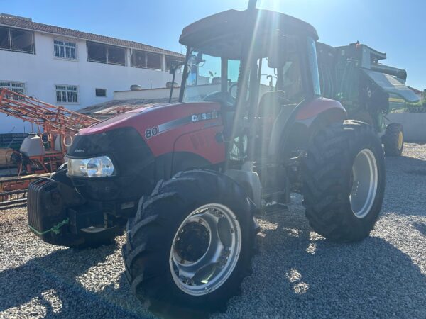 Trator Case IH | Farmall 80 Cabinado  | 2017