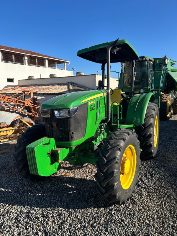 Trator John Deere | 5090E | 2022