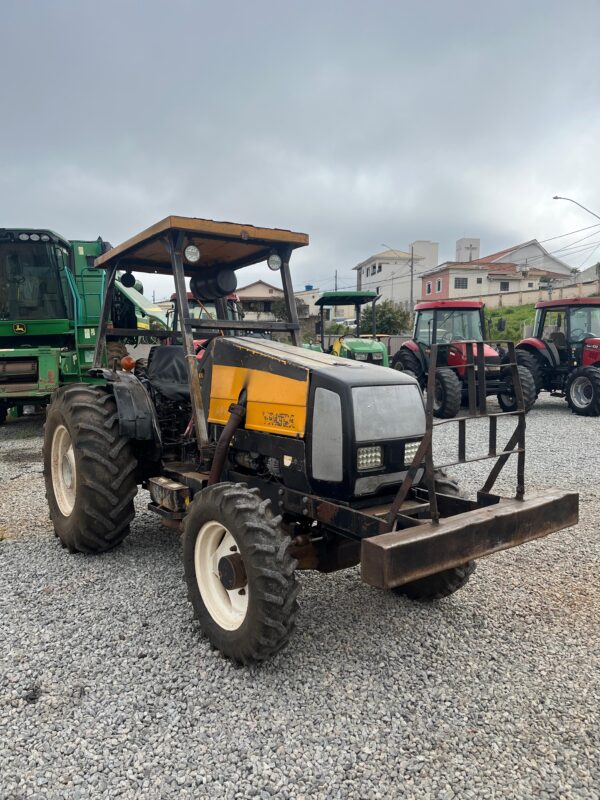 Trator Valtra | BF 75 | 2008