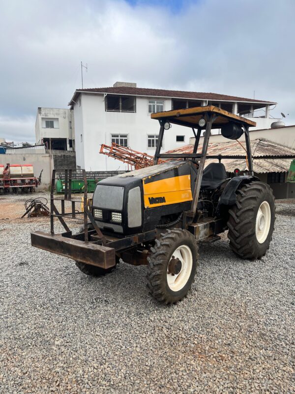 Trator Valtra | BF 75 | 2008