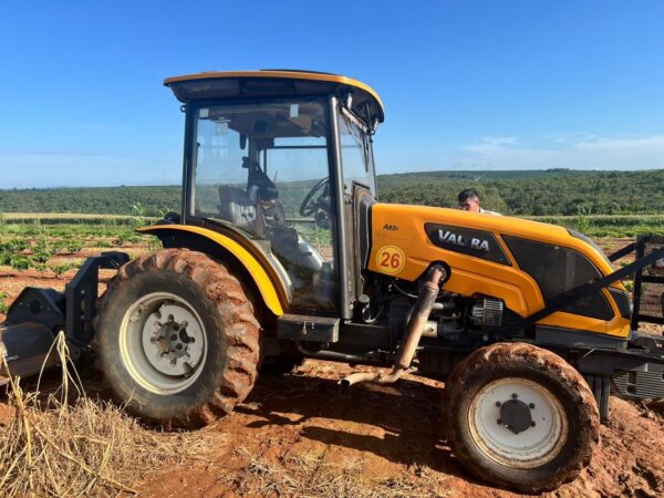 Trator Valtra | A83F | 2020