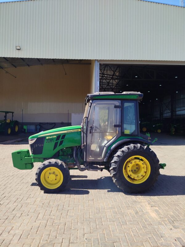 Trator John Deere l 5080EN Cabinado l 2022