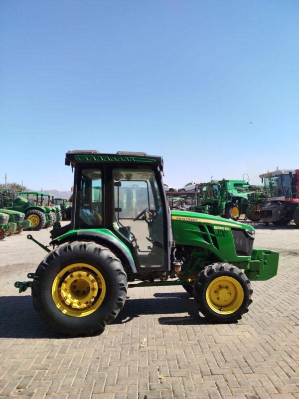 Trator John Deere l 5080EN Cabinado l 2022