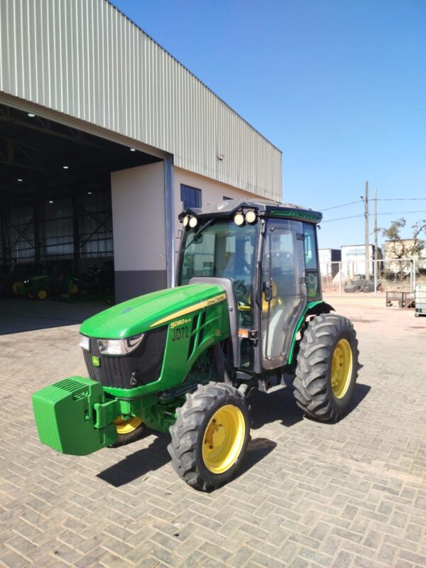 Trator John Deere l 5080EN Cabinado l 2022