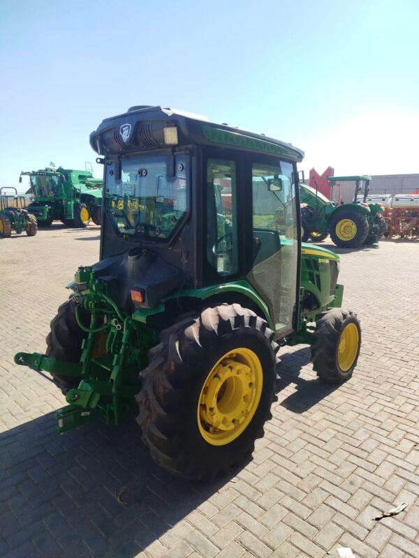 Trator John Deere l 5080EN Cabinado l 2022