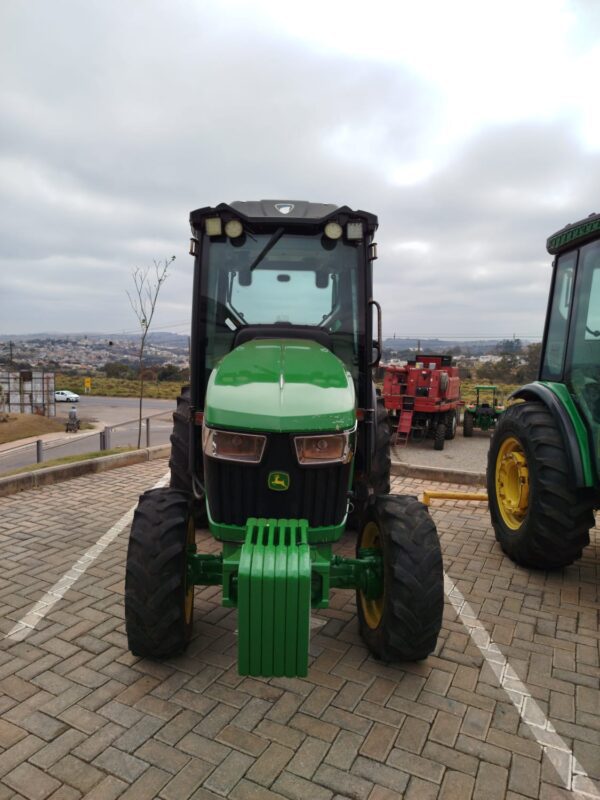 Trator John Deere l 5080EN Cabinado l 2022