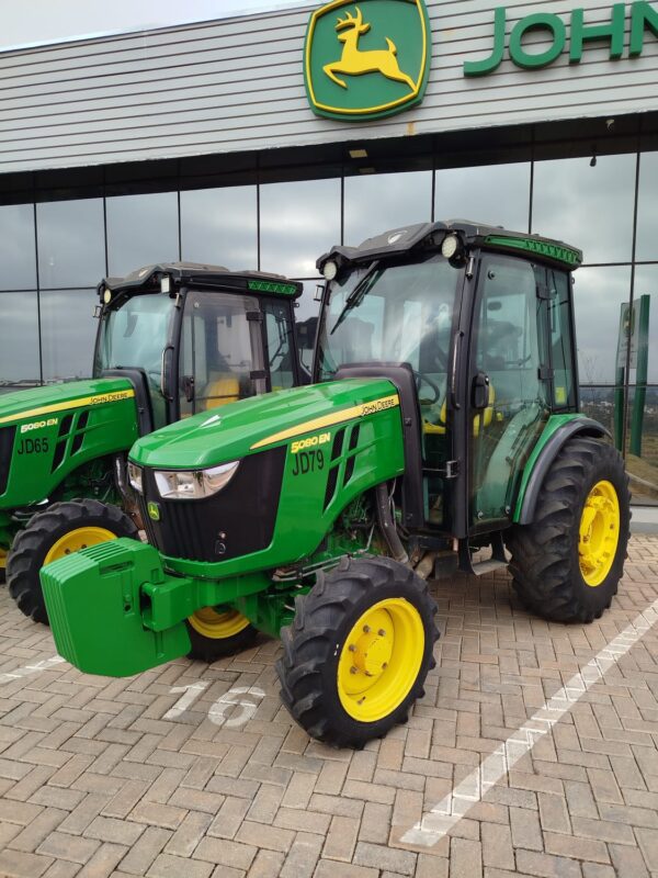 Trator John Deere l 5080EN Cabinado l 2022
