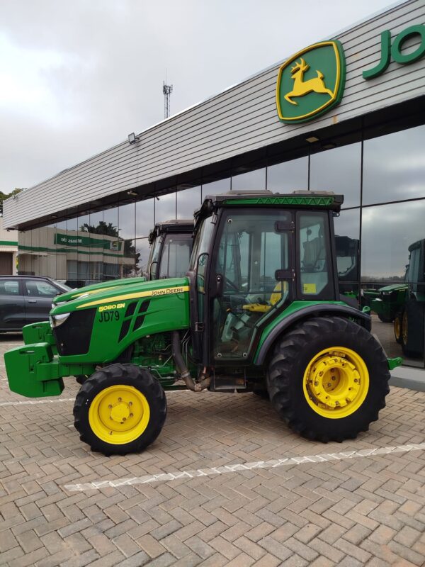 Trator John Deere l 5080EN Cabinado l 2022