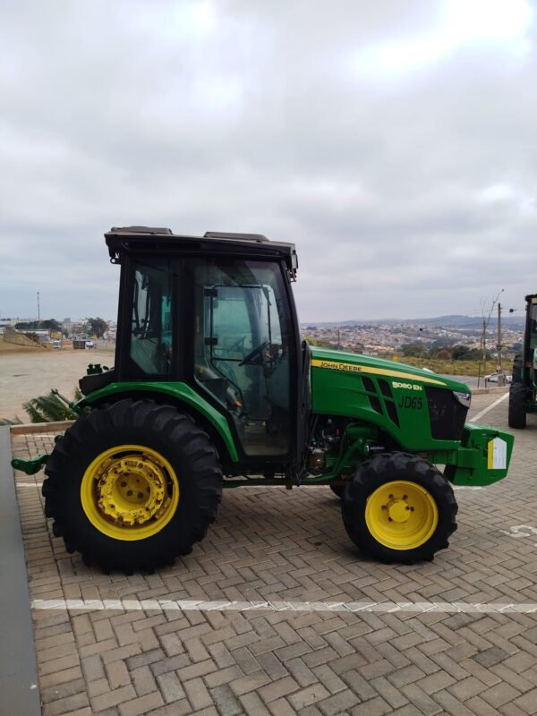 Trator John Deere l 5080EN Cabinado l 2022
