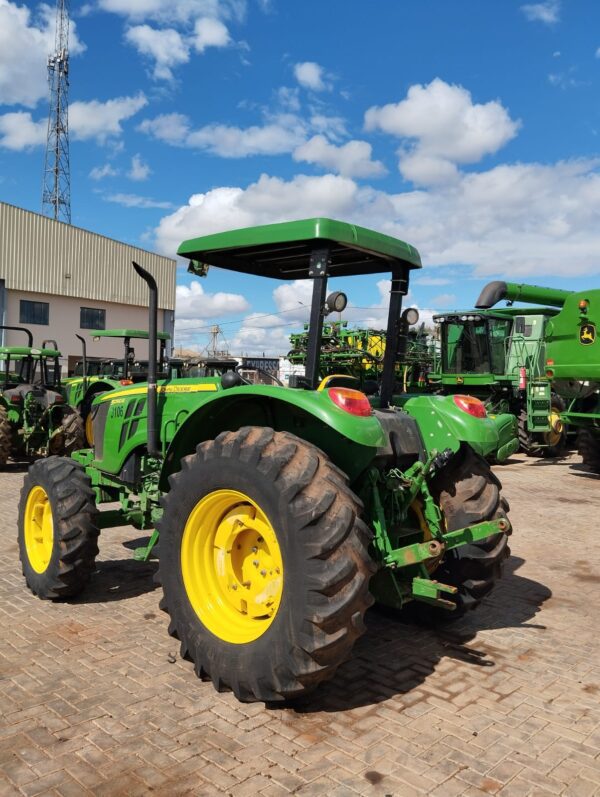 Trator John Deere l 5090E l 2023