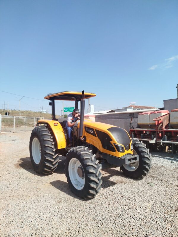 Trator Valtra l A62S l 2024