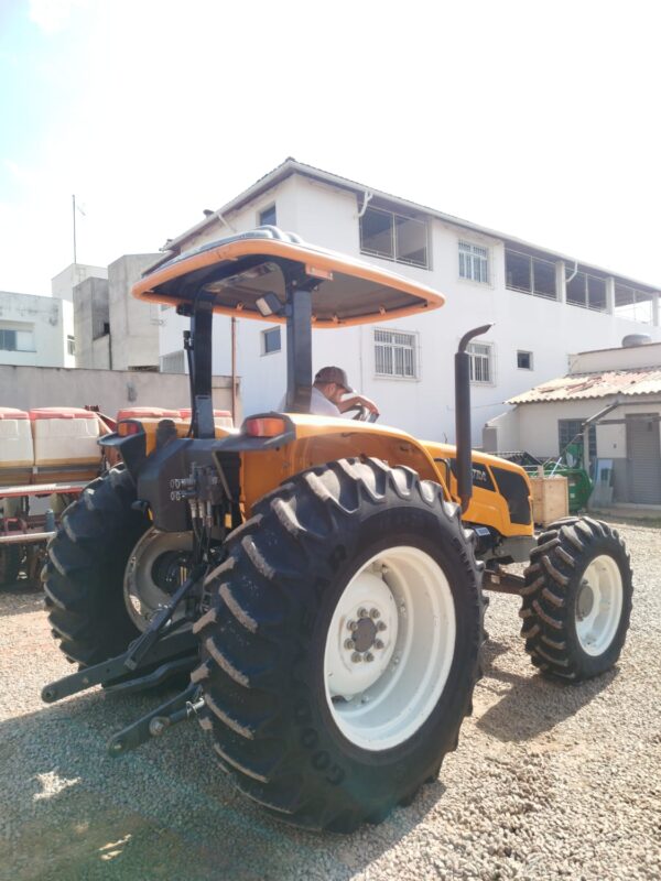 Trator Valtra l A62S l 2024