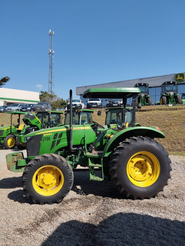 Trator John Deere l 5090E l 2023