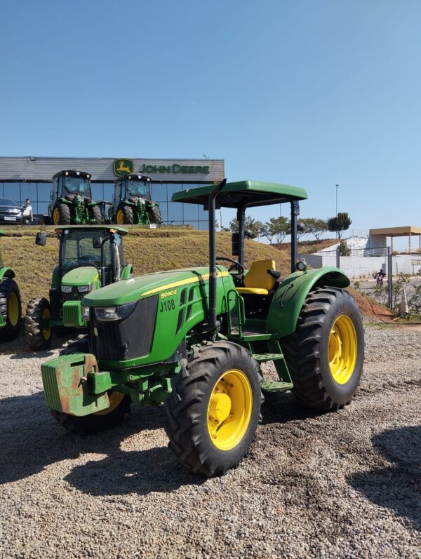 Trator John Deere l 5090E l 2023