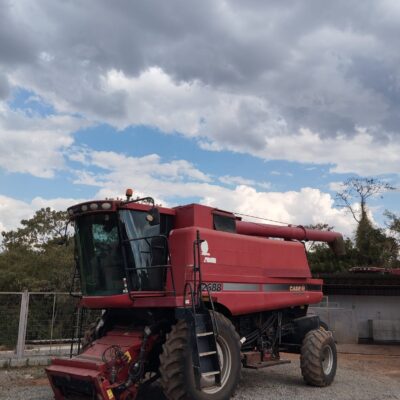 Colheitadeira Case IH | 2688 + PC 30 Pés + PM 10x50 | 2012