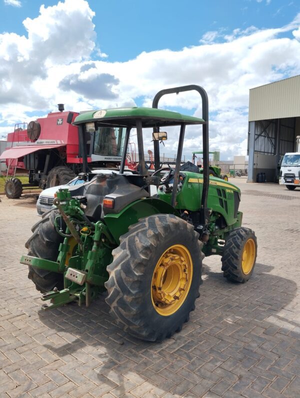 Trator John Deere l 5080EN  l 2023