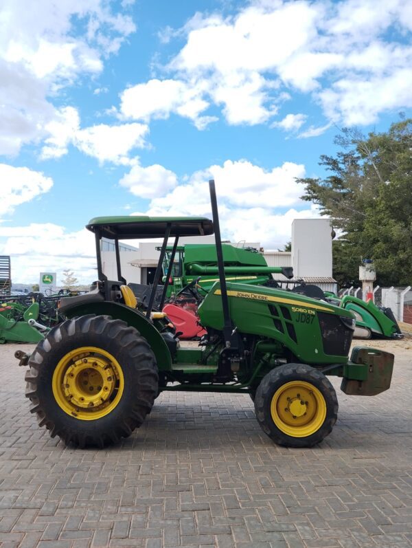 Trator John Deere l 5080EN l 2023