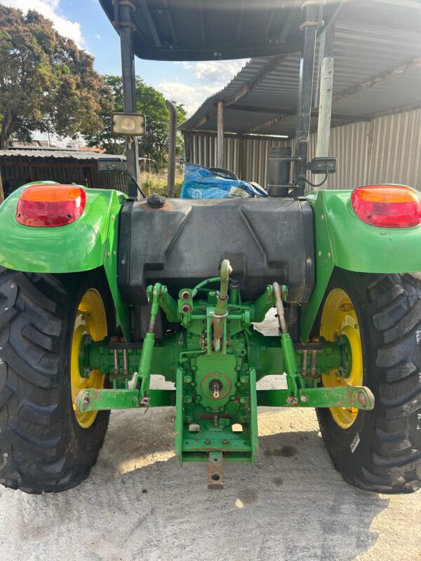 Trator John Deere l 5055E l 2018