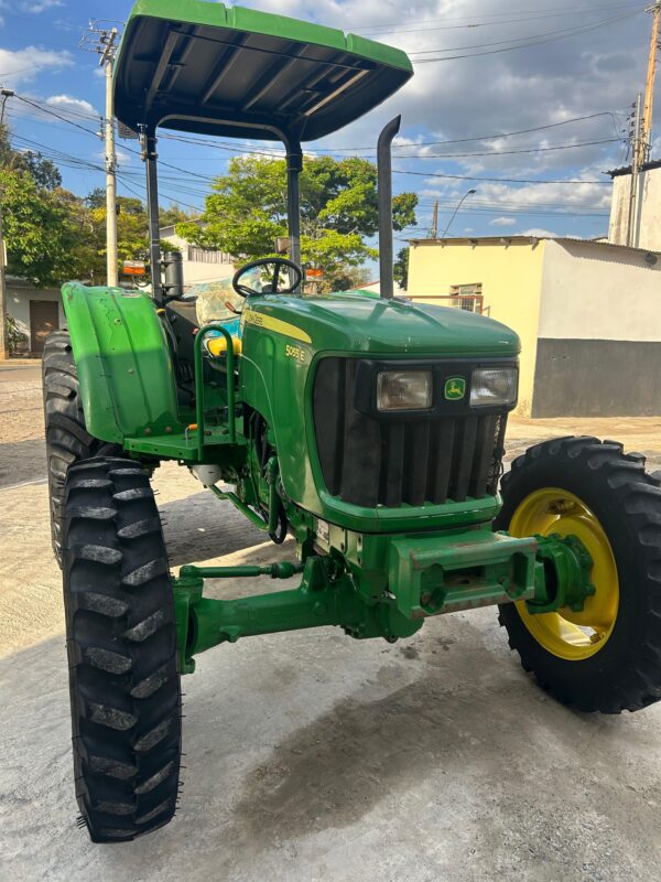 Trator John Deere l 5055E l 2018