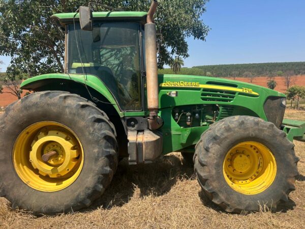 Trator John Deere l 7715 l 2010