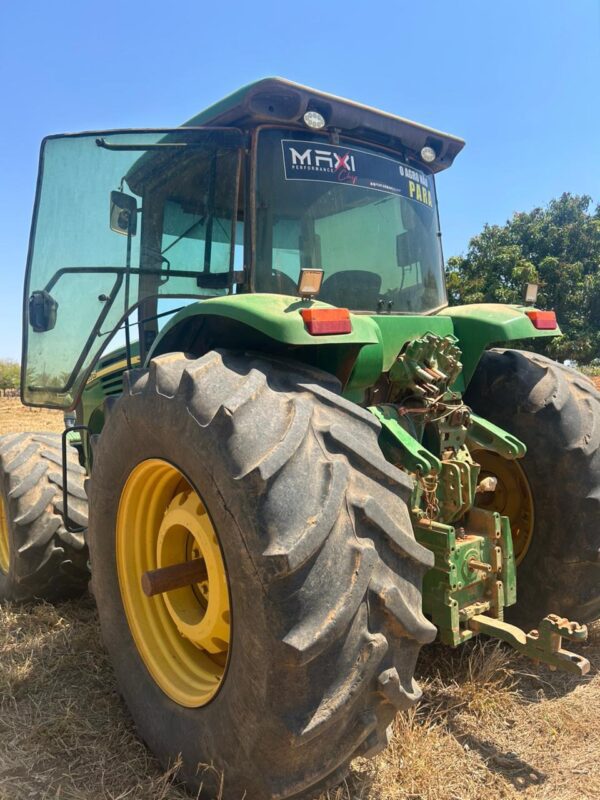Trator John Deere l 7715 l 2010