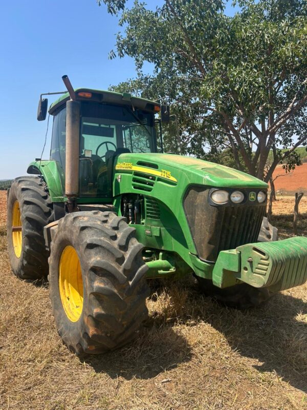 Trator John Deere l 7715 l 2010