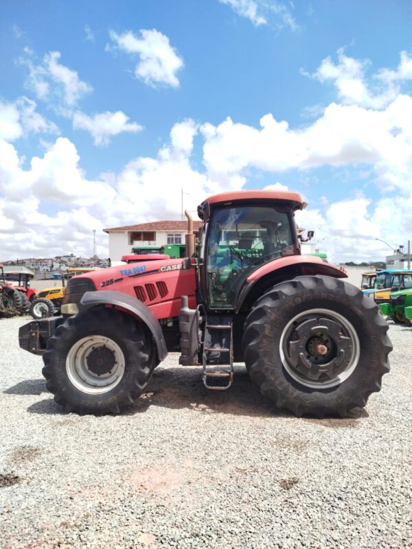 Trator Case IH l PUMA 225 l 2015