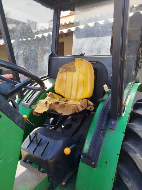 Trator John Deere l 5075EF l 2015