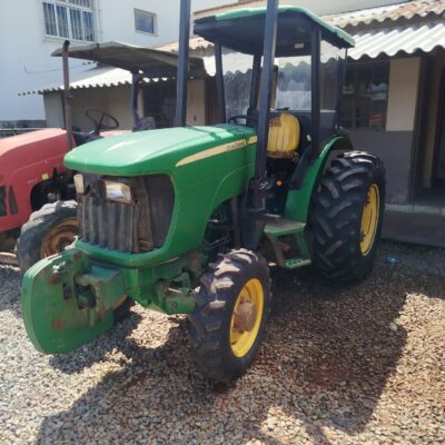 Trator John Deere l 5075EF l 2015