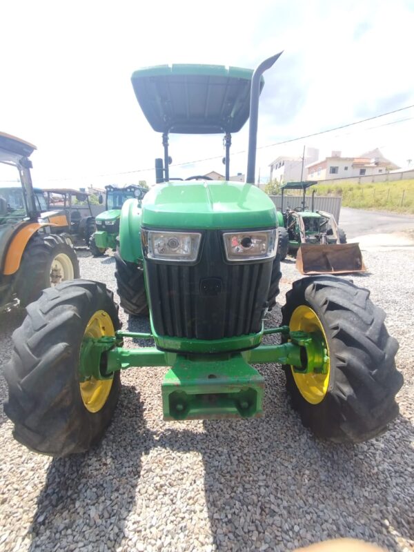 Trator John Deere l 5090E l 2022