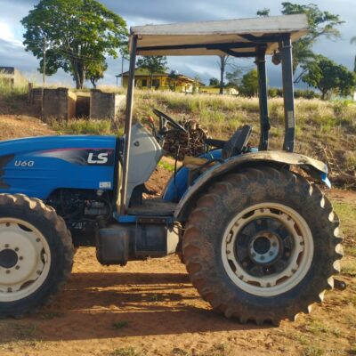 Trator LS l U60 l 2016