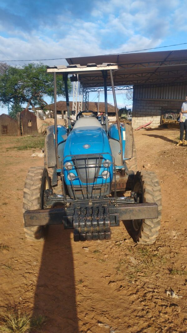 Trator LS l U60 l 2016