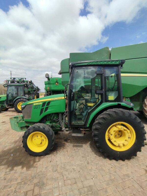 Trator John Deere l 5080EN Cabinado l 2022