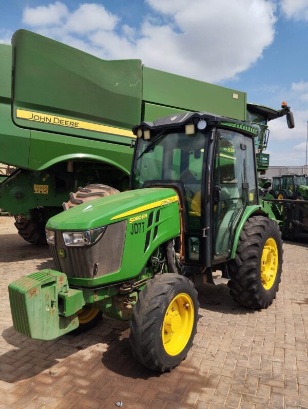 Trator John Deere l 5080EN Cabinado l 2022