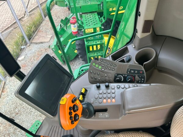 Colheitadeira John Deere | S550 + PC 625 | 2017