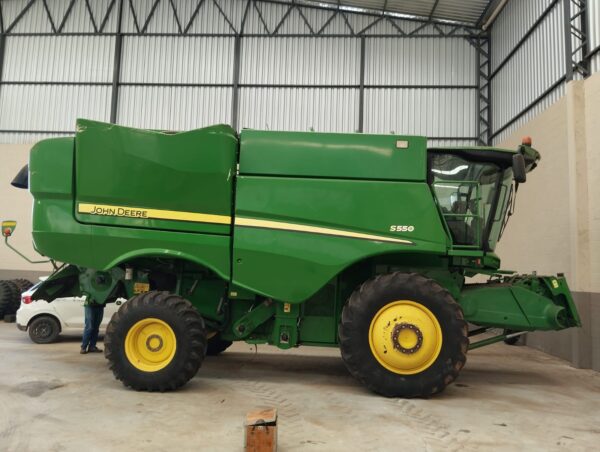 Colheitadeira John Deere | S550 + PC 625 | 2018