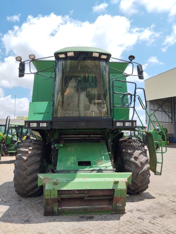 Colheitadeira John Deere | 1450 + PC 19 Pés | 2004